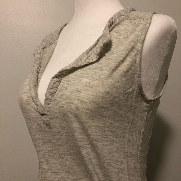 💸 $2 ADD-ON Ardene Soft Light Gray Tank Top - Picture 4 of 6